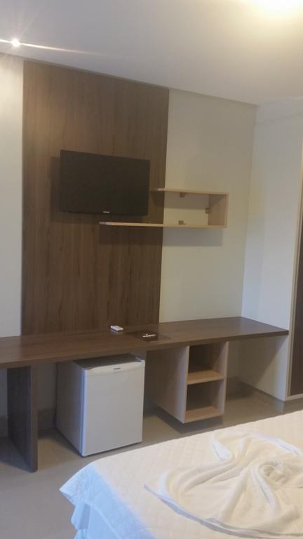 Kamur Plaza Hotel Goianesia Cameră foto