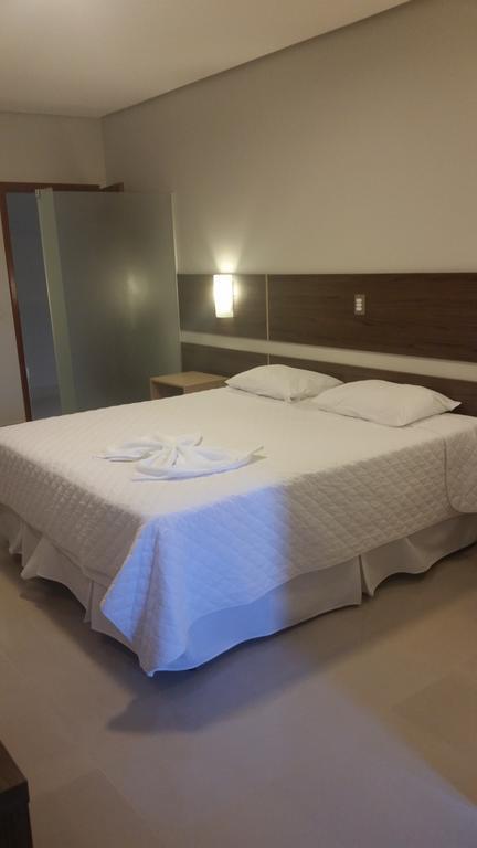 Kamur Plaza Hotel Goianesia Cameră foto